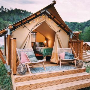 Lodge de Can Bora Lodges